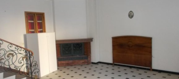 8 rooms House in Lusciano, Italy No. 229380 8