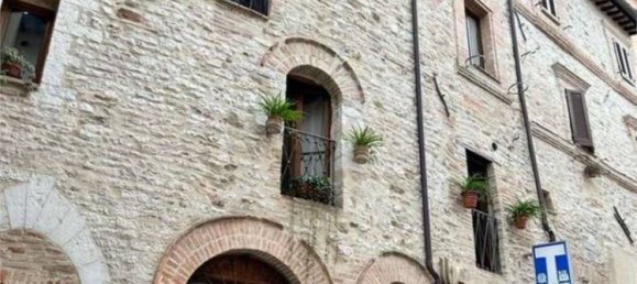 5 rooms Apartment in Nocera Umbra, Italy No. 233353 17