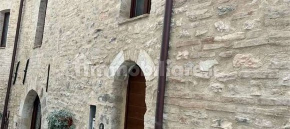 5 rooms Apartment in Nocera Umbra, Italy No. 233353 13