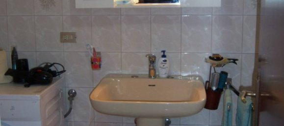 Apartamento de 3 dormitorios en Spoltore, Italy No. 28319 11