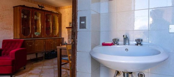 4-salle Appartement à Pescorocchiano, Italy No. 35121 21