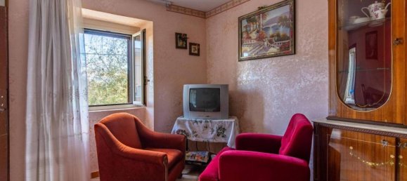 4-salle Appartement à Pescorocchiano, Italy No. 35121 30