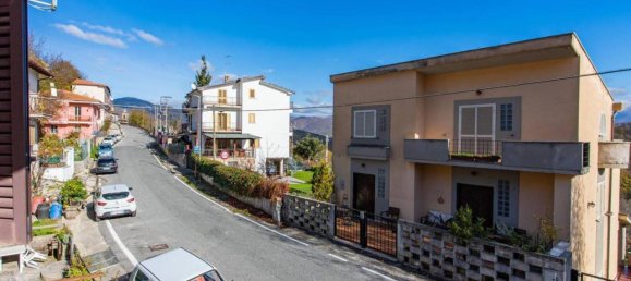 4-salle Appartement à Pescorocchiano, Italy No. 35121 37