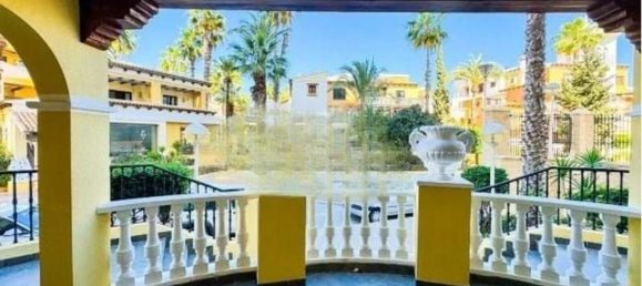 3 bedrooms Apartment in Torrevieja, Spain No. 92427 5