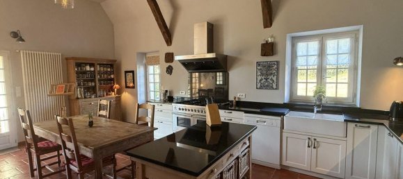 Дом с 4 спальнями в Окситания, Франция № 360845 8