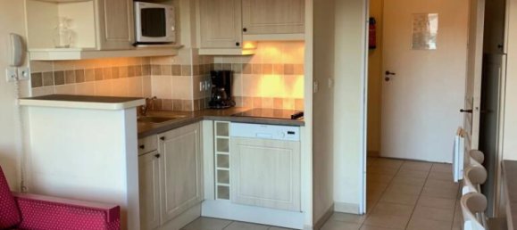 2 bedrooms Castles in Mallemort, France No. 343618 3