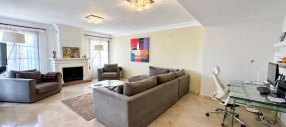 5 bedrooms House in La Quinta, Spain No. 143521 15