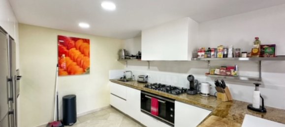 5 bedrooms House in La Quinta, Spain No. 143521 17