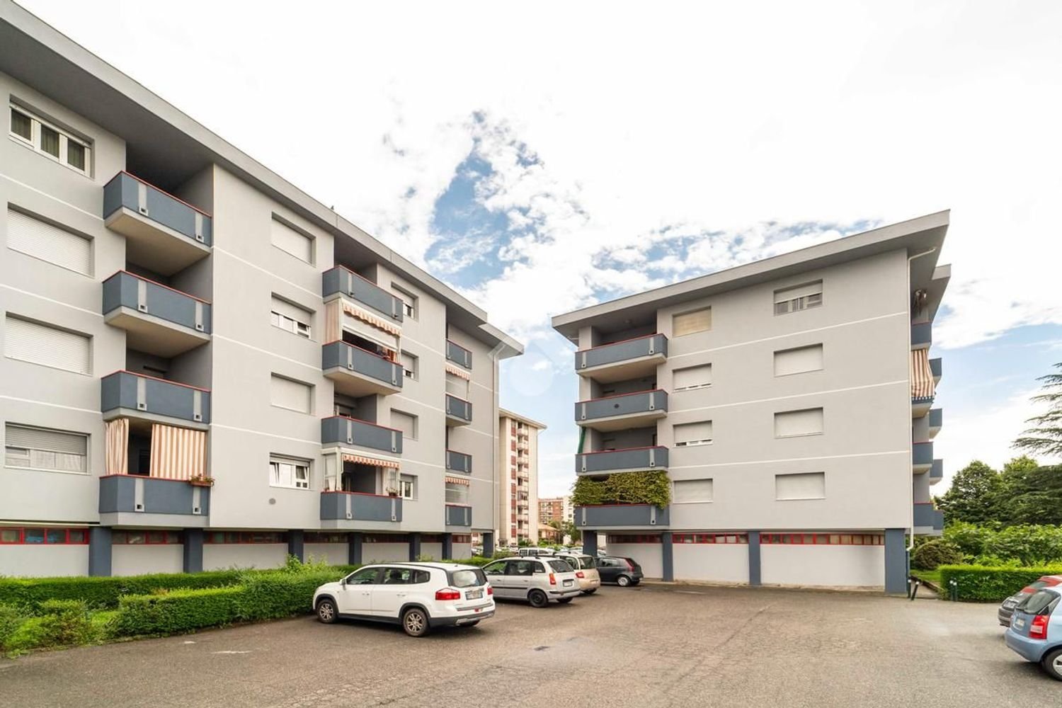 4 rooms Apartment in Grugliasco, Italy No. 159239