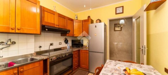 4 rooms Apartment in Grugliasco, Italy No. 159239 14