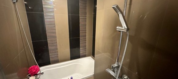 Apartamento com 2 quartos em condomínio em Bangkok, Thailand N.º 7235 7