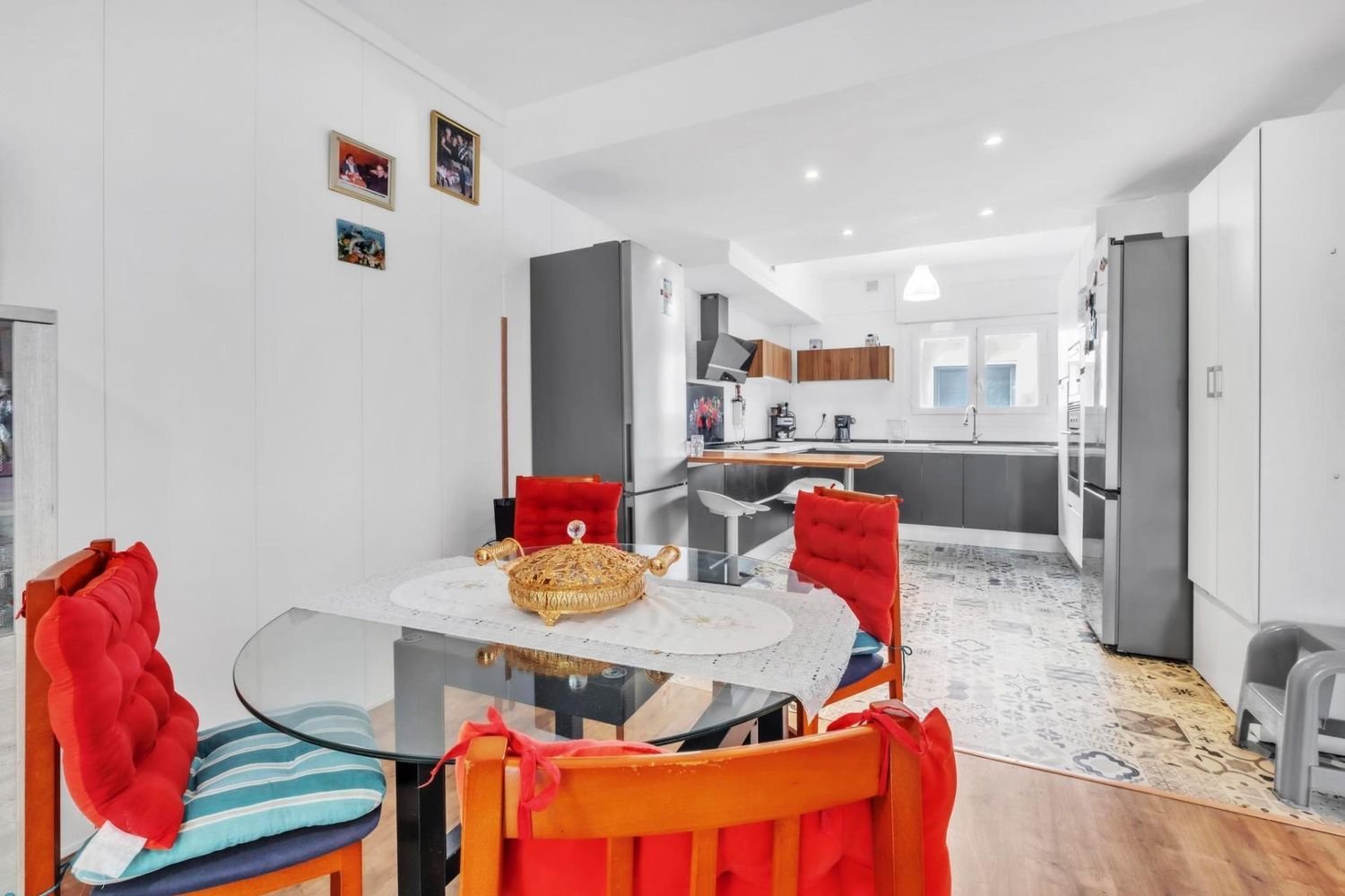 Квартира с 4 спальнями в Фигерас, Испания № 233411