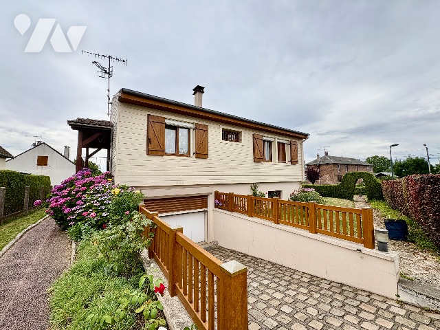 2 bedrooms House in Seine-Maritime, France No. 295170