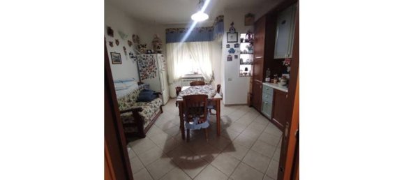 Apartamento de 5 habitaciónes en Taranto, Italy No. 253145 2