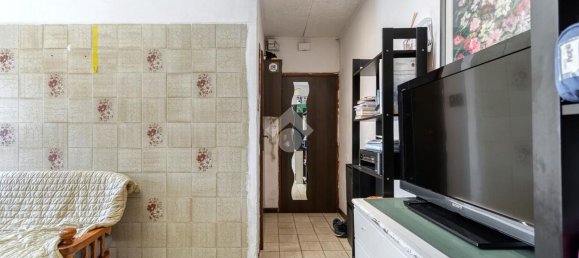 2 bedrooms Apartment in Bologna, Italy No. 318758 3