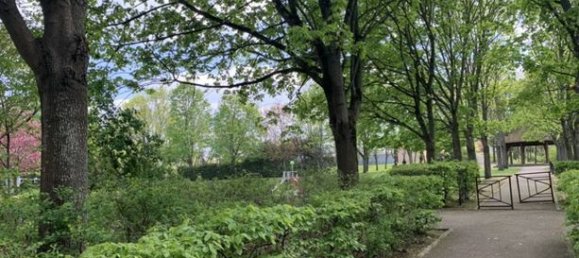 5 bedrooms House in Bondy, France No. 360322 8