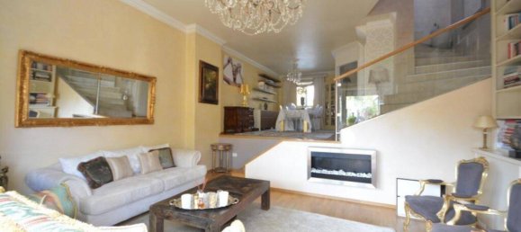 Таунхаус с 6 комнатами в Лизинг, Австрия № 241653 11