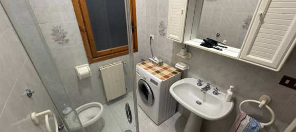 3 bedrooms Apartment in Rome, Italy No. 99627 16