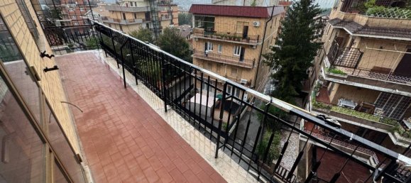 3 bedrooms Apartment in Rome, Italy No. 99627 21