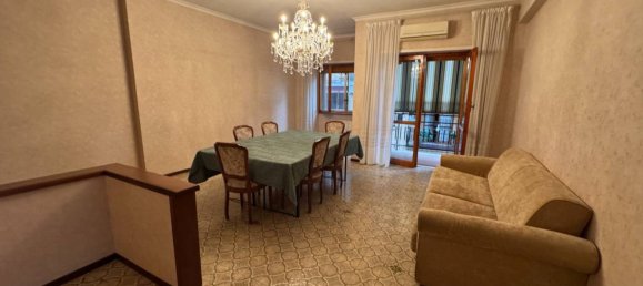 3 bedrooms Apartment in Rome, Italy No. 99627 9