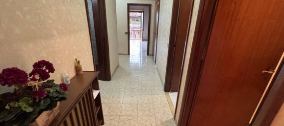 3 bedrooms Apartment in Rome, Italy No. 99627 12