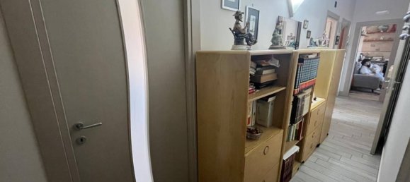 Apartamento de 2 dormitorios en Naples, Italy No. 260917 20