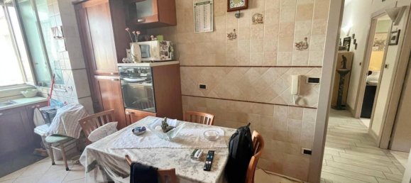 Apartamento de 2 dormitorios en Naples, Italy No. 260917 12