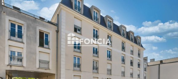 2 bedrooms Apartment in Montargis, France No. 71161 13