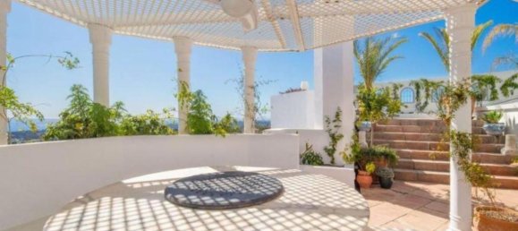 Villa de 4 dormitorios en Marbella, Spain No. 39006 10