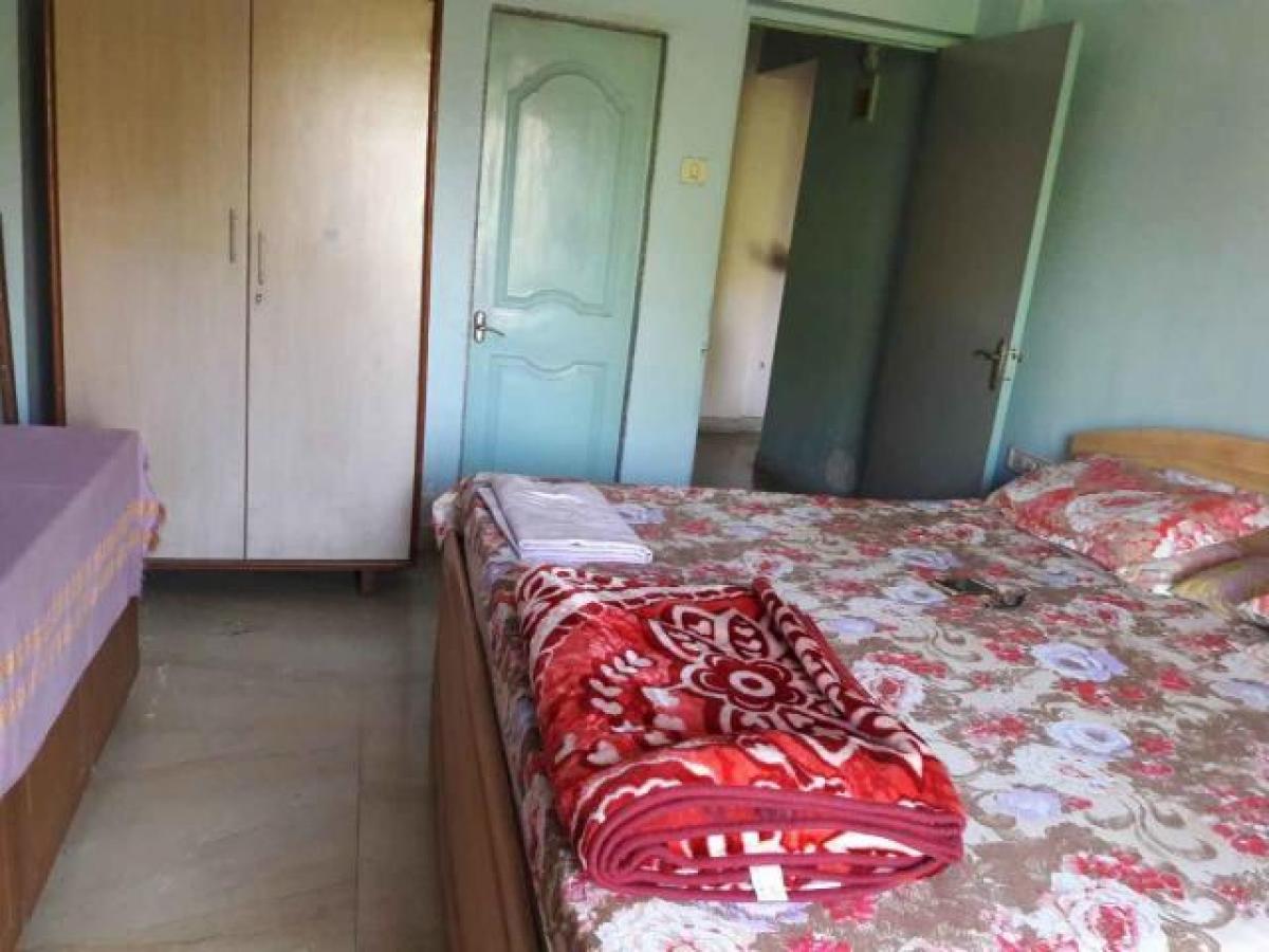 2 bedrooms House in Mumbai, India No. 12178