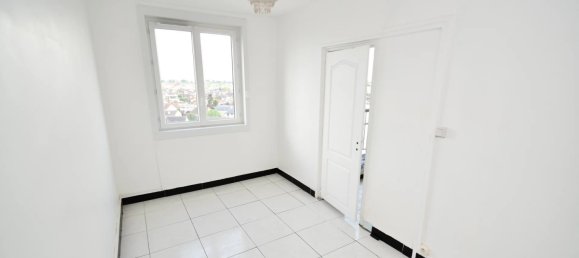 3 غرف نوم شقة في Bondy, France رقم 181124 3