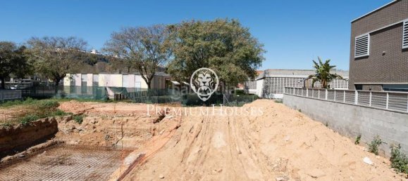 242m² Land in Vilanova i la Geltru, Spain No. 134250 4