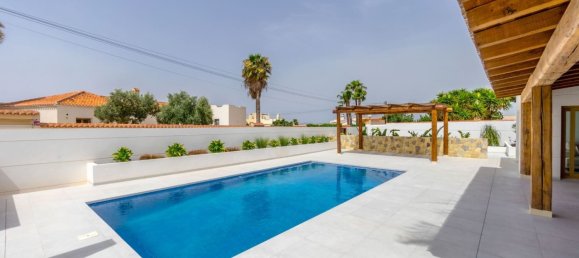 4 Schlafzimmer Haus in Torrevieja, Spain, Nr. 177207 8