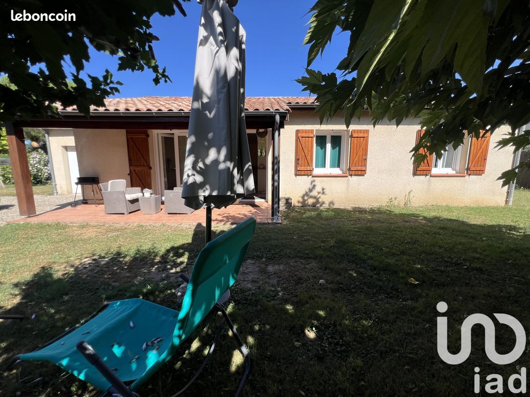 3 bedrooms House in Boe, France No. 294022