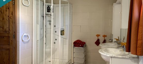 Вилла с 3 спальнями в Сажи, Франция № 193671 14