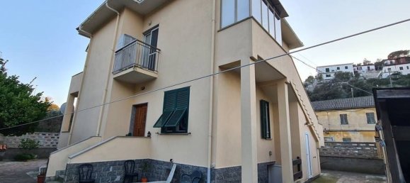 Apartamento de 5 habitaciónes en Celle Ligure, Italy No. 140358 3