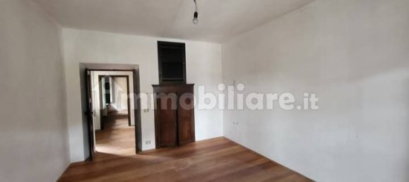 4 Schlafzimmer Haus in Borgosesia, Italy, Nr. 343225 15