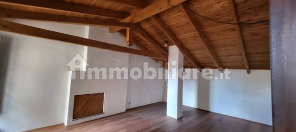 4 Schlafzimmer Haus in Borgosesia, Italy, Nr. 343225 12