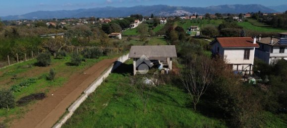 4 rooms House in San Cesareo, Italy No. 29562 6