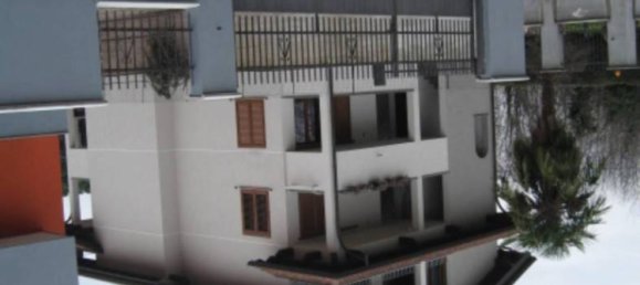 3 bedrooms Apartment in Dairago, Italy No. 276225 2