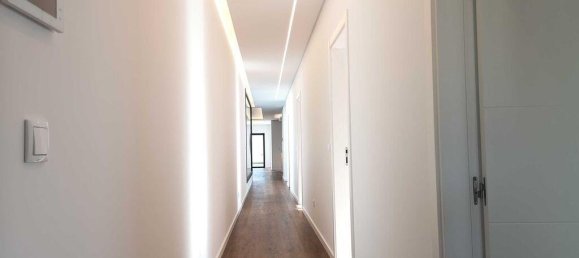 4 Schlafzimmer Villa in Seixal, Portugal, Nr. 14796 19