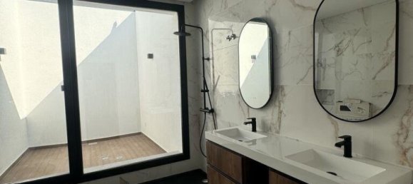 4 Schlafzimmer Villa in Seixal, Portugal, Nr. 14796 10