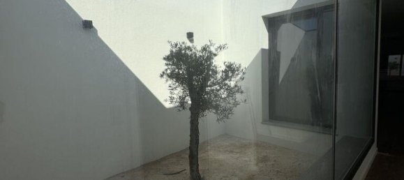 4 Schlafzimmer Villa in Seixal, Portugal, Nr. 14796 11