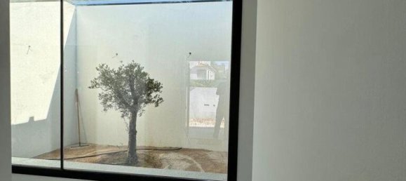 4 Schlafzimmer Villa in Seixal, Portugal, Nr. 14796 6