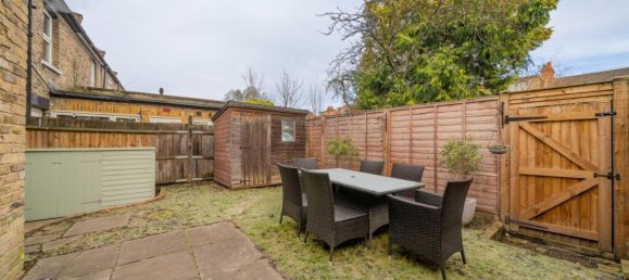 3 bedrooms House in Beckenham, United Kingdom No. 3025 23