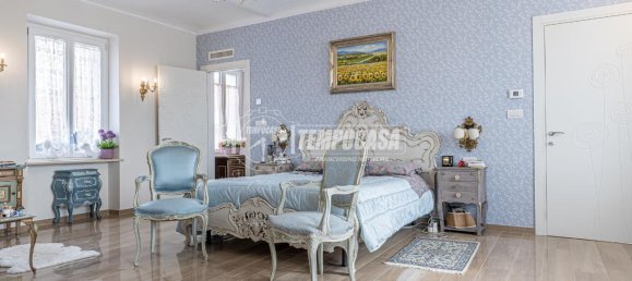 Casa de 9 divisões em Trofarello, Italy N.º 146288 3