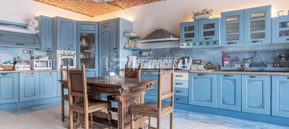 Casa de 9 divisões em Trofarello, Italy N.º 146288 17