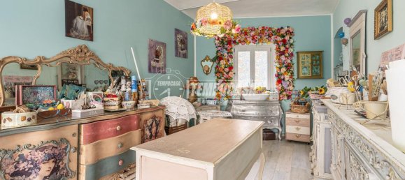 Casa de 9 divisões em Trofarello, Italy N.º 146288 5