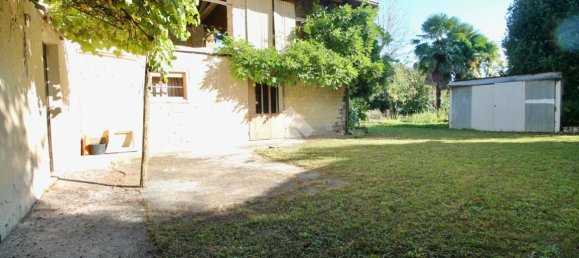 5 rooms House in Udine, Italy No. 24346 3