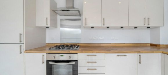 2 bedrooms Apartment in London, United Kingdom No. 7590 9